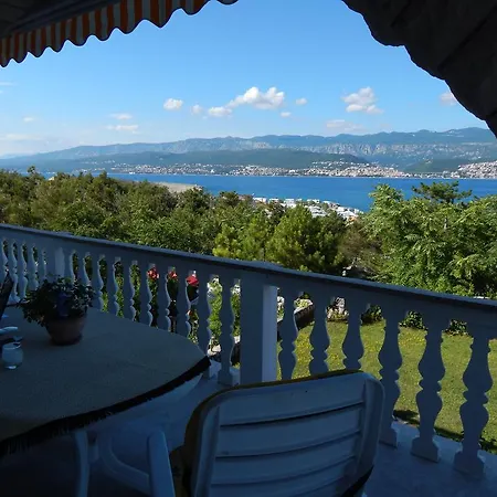 Roth Apartment Silo (Krk)